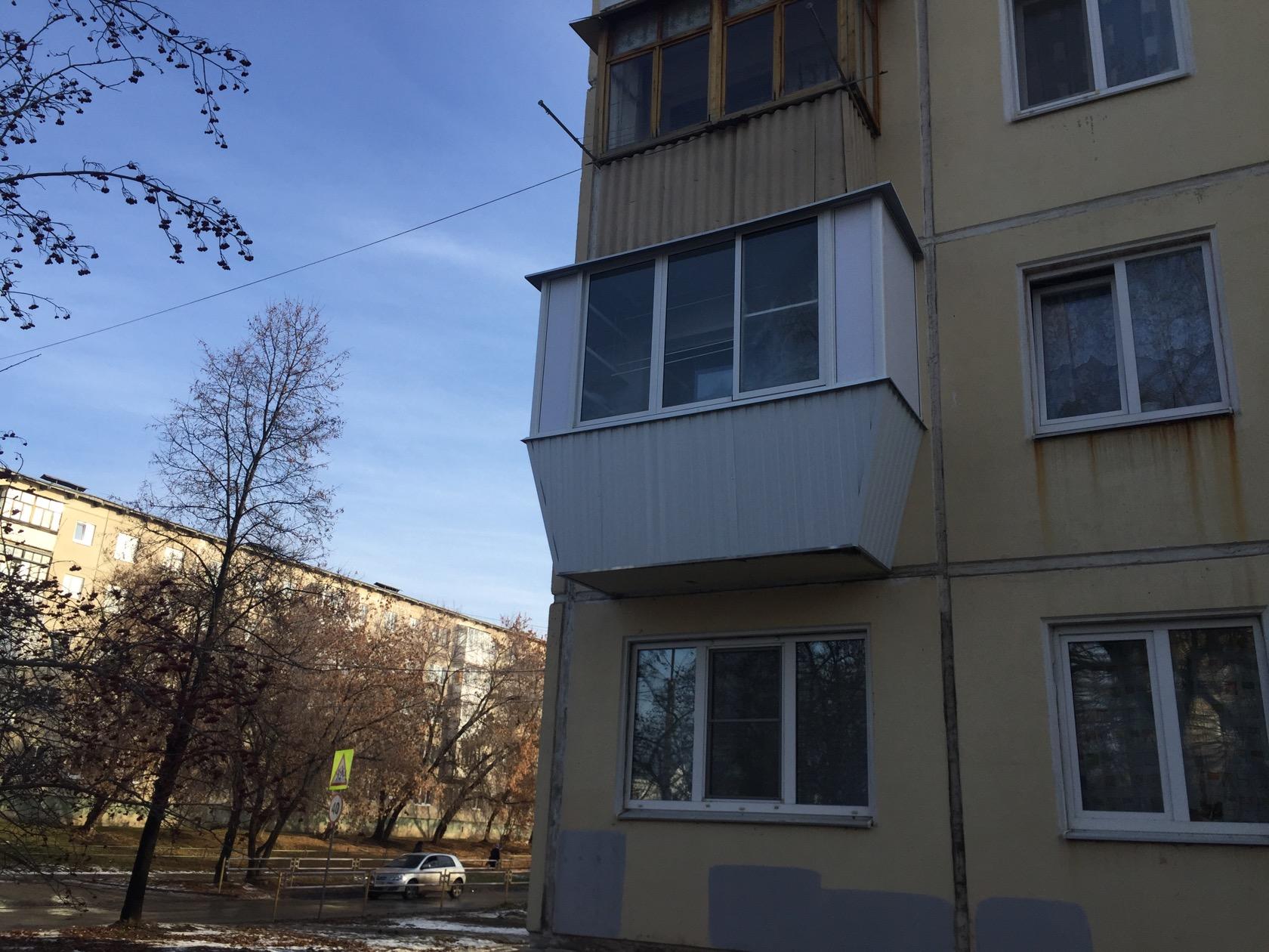 Балкон 33