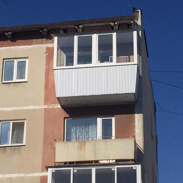 Балкон 23