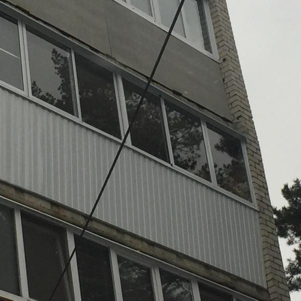 Балкон 32